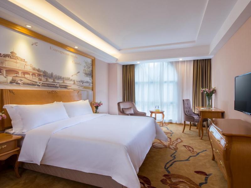 Vienna Classic Hotel Shenzhen Bantian Wuhe Avenue Exteriör bild